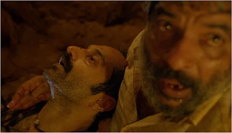 ആരുടെ കൊച്ചാടാ കരയുന്നത്?; ഫഹദിന്റെ മലയന്കുഞ്ഞ്, ട്രെയ്ലര്