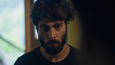 കശ്മീര് പ്രമേയമായ ഹ്രസ്വചിത്രം കേന്ദ്രസര്ക്കാര് ബ്ലോക്ക് ചെയ്തതിനെതിരെ മലയാളി സംവിധായകന്