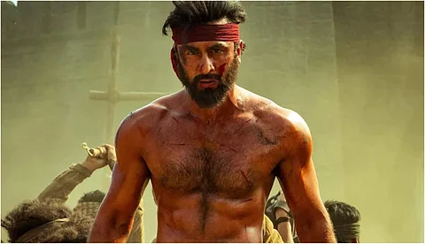 കാണാന് ആളില്ല, തിയേറ്റര് ഷോ പിന്വലിച്ചു; 'ഷംഷേര'യുടെ ആദ്യ ദിന കളക്ഷന് സാമ്രാട്ട് പൃഥ്വിരാജിനേക്കാള് കുറവ്