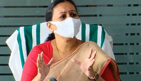 വിദേശത്ത് നിന്ന് എത്തിയ ആള്ക്ക് മങ്കിപോക്സ് ലക്ഷണങ്ങള്; നിരീക്ഷണത്തിലെന്ന് ആരോഗ്യമന്ത്രി