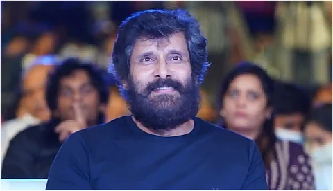 'ഏതോ രോഗിയുടെ ശരീരത്തില് എന്റെ തല ഫോട്ടോഷോപ്പ് ചെയ്ത് വരെ ന്യൂസ് കൊടുത്തു'; എല്ലാം
ക്രിയേറ്റീവായിരുന്നുവെന്ന് വിക്രം