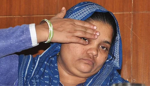 അനുഭവിക്കുന്ന ആളിനേ മനസിലാകൂ ആ പ്രയാസം, സര്ക്കാര് തീരുമാനിക്കണം; ബില്ക്കിസ് ബാനു കേസില് ശിക്ഷ വിധിച്ച റിട്ടയഡ് ജഡ്ജ്