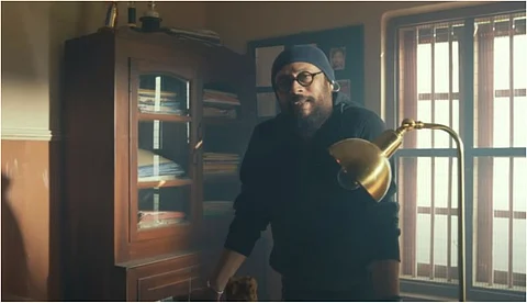 'സോളമന്റെ തേനീച്ചകള്'; ഡയറക്ടേഴ്സ് ട്രെയിലറുമായി ലാല് ജോസ്