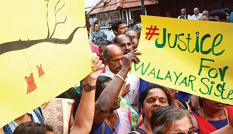 കേരളത്തിന് പുറത്തുനിന്നുള്ള സി.ബി.ഐ ഉദ്യോഗസ്ഥര് അന്വേഷിക്കണം: വാളയാര് പെണ്കുട്ടികളുടെ അമ്മ ദ ക്യുവിനോട്