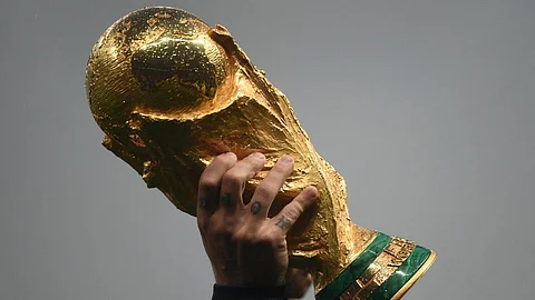 ഫിഫ ലോകകപ്പ്: 100 ദിർഹത്തിന് ഒന്നിലധികം തവണ പ്രവേശിക്കാവുന്ന വിസ പ്രഖ്യാപിച്ച് യുഎഇ