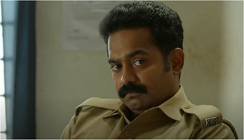 കൊടും ക്രിമിനലിനെ തേടി ആസിഫ് അലി, വീണ്ടും ജീത്തുവിന്റെ ക്രൈം ത്രില്ലര് ; കൂമന് ആദ്യ ടീസര്
