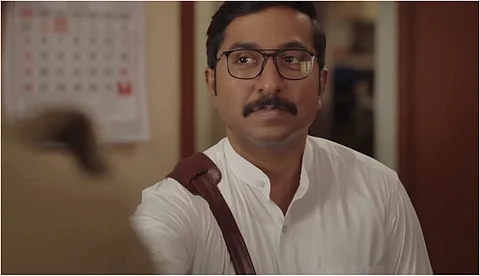 'തോല്ക്കുന്നതിനേക്കാള് നല്ലത് ചത്തു തൊലയുന്നതാ'; വിനീത് ശ്രീനിവാസന്റെ മുകുന്ദനുണ്ണി അസ്സോസിയേറ്റ്സ് ട്രെയിലര്