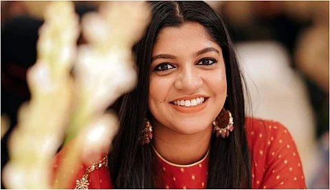 കോവിഡ് സമയത്ത് സൂം കോളില് കേട്ട കഥ : ഇനി ഉത്തരത്തെക്കുറിച്ച് അപര്ണ്ണ ബാലമുരളി