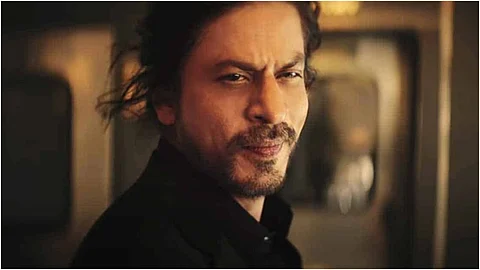 'പത്താന് ദുരന്തമാകും', നിങ്ങള് വിരമിക്കു എന്ന് ട്വീറ്റ്; മറുപടി കൊടുത്ത് ഷാരൂഖ് ഖാന്