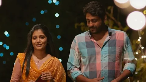 പള്ളിമേടയില് 'പൂവന്'; കരോള് ആഘോഷങ്ങളുമായി പുതിയ ഗാനം പുറത്ത്