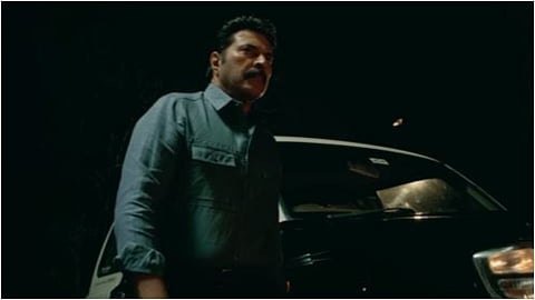 പൊലീസ് വേഷത്തില് മമ്മൂട്ടി; 'ക്രിസ്റ്റഫര്' ഇന്ന് തിയേറ്ററിലേക്ക്