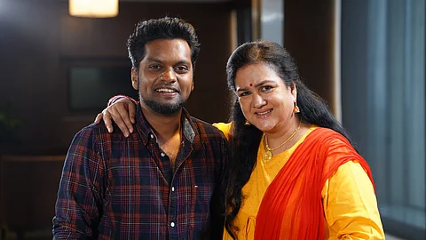 'ഉര്വശി ചേച്ചിയായിരുന്നു എന്റെ എക്സൈറ്റ്മെന്റ്'; ചാള്സ് എന്റര്പ്രൈസസിനെ കുറിച്ച് ബാലു വര്ഗ്ഗീസ്