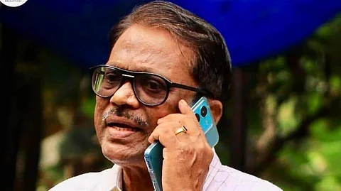 പ്രൊഡക്ഷൻ കൺട്രോളറും സമീർ താഹിറിന്റെ പിതാവുമായ താഹിർ മട്ടാഞ്ചേരി അന്തരിച്ചു