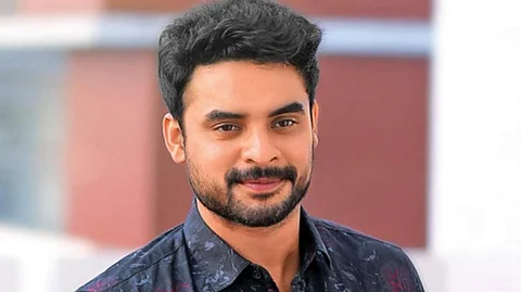 ഒരു മലയാള സിനിമയുടെ ബഡ്ജറ്റ് ബോളിവുഡിലെ പ്രൊമോഷന്റെ ബഡ്ജറ്റിനെക്കാള് കുറവാണ് ; കൂടുതല് വിതരണക്കാര് കടന്ന് വരണമെന്ന് ടൊവിനോ