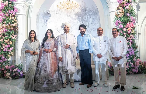 അറബ് - ഇന്ത്യൻ പ്രമുഖരുടെ സാന്നിധ്യം; എം എ യൂസഫലിയുടെ സഹോദരന്റെ മകൾ വിവാഹിതയായി