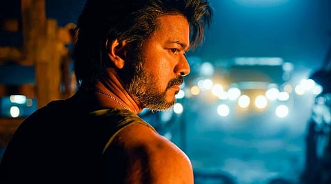 വിജയ് ചിത്രം 'ലിയോ' ഫിയോക് വിതരണത്തിനെടുക്കുന്നുവെന്നത് വ്യാജപ്രചരണം, കേരളത്തിലെ റിലീസ് തിയറ്ററുടമകളല്ല