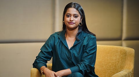 'രജിഷയോട് കഥ പറഞ്ഞ് മൂന്നാം ദിവസം സിനിമ ചെയ്യാമന്ന് തീരുമാനിച്ചു'; മധുര മനോഹര മോഹത്തെക്കുറിച്ച് സ്റ്റെഫി സേവ്യര്