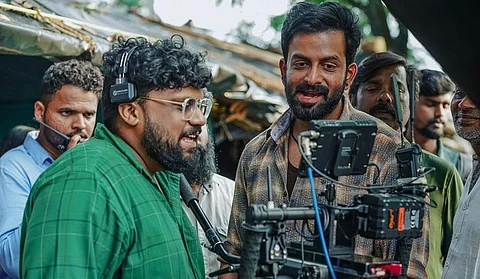 മാസ് വരവിന് ഡബിൾ മോഹനൻ, വിലായത്ത് ബുദ്ധ അവസാന ഷെഡ്യൂളിൽ പൃഥ്വിരാജ്