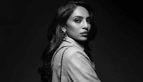 കരിയർ തുടക്കത്തിൽ നിറത്തിന്റെ പേരില് വിവേചനം നേരിട്ടു, സൗന്ദര്യത്തെക്കുറിച്ചുള്ള ആളുകളുടെ ചിന്ത ഇടുങ്ങിയത്: ശോഭിത ധൂലിപാല