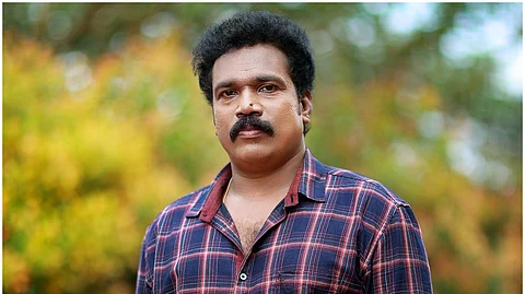 യാതൊരുവിധ കുഴപ്പങ്ങളുമില്ല, പ്രാര്ത്ഥനകൾക്ക് നന്ദി ; മിമിക്രി കലാകാരന് ബിനു അടിമാലി ആശുപത്രി വിട്ടു