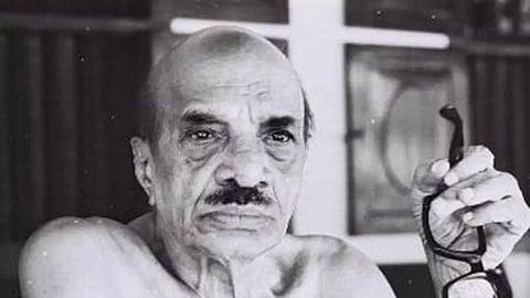 വൈക്കം മുഹമ്മദ് ബഷീർ; ഇമ്മിണി ബല്യ ഒരാൾ
