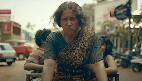 'ഇത് വിധിയും മണ്ണാങ്കട്ടയൊന്നുമല്ല അമ്മേ, നമ്മുടെ നാടിന്റെ പ്രശ്നമാണ്'; ആര്ട്ടിക്കിള് 21 ട്രെയ്ലര്