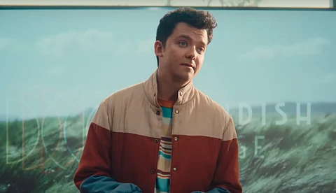 'അവിശ്വസനീയമാം വിധം ഞങ്ങള് അഭിമാനിക്കുന്നു'; 'സെക്സ് എജ്യൂക്കേഷന്' അവസാന സീസണ് ടീസർ