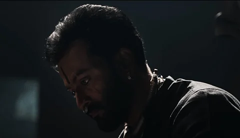 പ്രഭാസിനൊപ്പം മാസ്സുമായി പൃഥ്വിരാജ് ; പ്രശാന്ത് നീലിന്റെ സലാര് ടീസര്