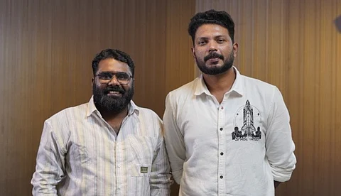 'ചാക്കോച്ചന് പറഞ്ഞു നിങ്ങള് തകര്ക്കണം എന്ന്'; പദ്മിനിയില് ടെന്ഷനുണ്ടായിരുന്നെന്ന് ആനന്ദ് മന്മദന്