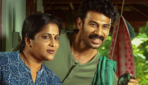 ആൻസൻ പോളിനെ നായകനാക്കി 'റാഹേൽ മകൻ കോര' ; ഫസ്റ്റ് ലുക്ക് പോസ്റ്റർ