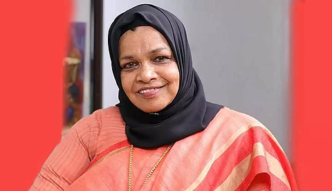 മാപ്പിളപ്പാട്ട് ഗായിക വിളയില് ഫസീല അന്തരിച്ചു