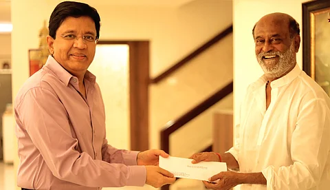 ലാഭവിഹിതം നൽകി കലാനിധി മാരൻ; ജയിലറിന്റെ വിജയത്തിൽ രജിനികാന്തിന് ചെക്ക് കെെമാറി സൺ പിക്ചേഴ്സ്