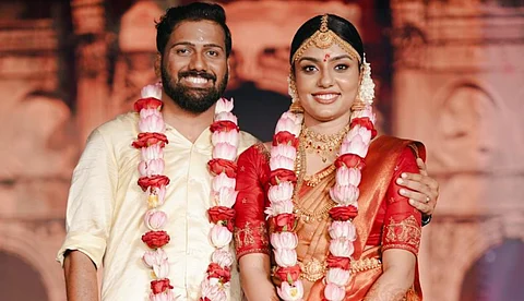 വിഷ്ണു മോഹൻ വിവാഹിതനായി; ആശംസകൾ നേർന്ന് സിനിമ ലോകം