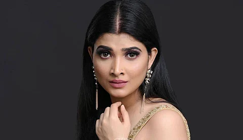 'വിമാന യാത്രയ്ക്കിടയിൽ സഹയാത്രികൻ മോശമായി പെരുമാറി' ; പരാതി നൽകിയിട്ടും എയർപോർട്ട് സറ്റാഫിൽ നിന്ന് നടപടിയുണ്ടായില്ലെന്ന് ദിവ്യ പ്രഭ