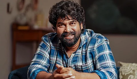 'സംവിധായകനായി അരങ്ങേറി ജോജു ജോർജ് ' ; പണി മോഷൻ പോസ്റ്റർ