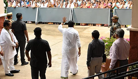 'മമ്മൂട്ടി സാറില്ലാതെ യാത്രയും യാത്ര രണ്ടാം ഭാഗവും ഉണ്ടാകുമായിരുന്നില്ല' ; നന്ദി പറഞ്ഞ് മഹി വി രാഘവ്