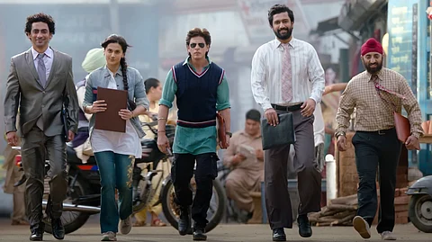 'സാധാരണക്കാരായ ആളുകൾ അവരുടെ സ്വപ്നങ്ങളും ആഗ്രഹങ്ങളും നിറവേറ്റാൻ ശ്രമിക്കുന്ന കഥ' ; ഷാരൂഖ് ഖാൻ ചിത്രം ഡങ്കി ടീസർ