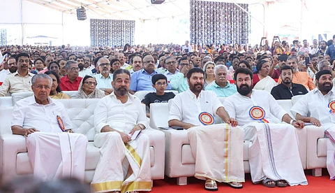 കേരളപ്പിറവിക്ക് 'കേരളീയം'; വാരാഘോഷത്തിന് തലസ്ഥാനത്ത് ഇന്ന് തുടക്കം