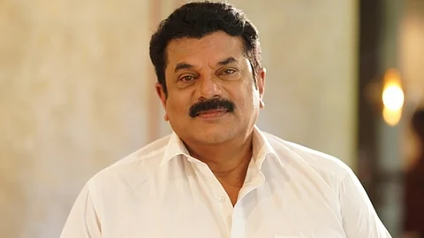 'അഭിനയത്തെ സീരിയസ് ആയി കണ്ടത് ബോയിങ് ബോയിങ്ങിന് ശേഷം' ; സിനിമ ജീവിതമാർഗമാകുമെന്ന പ്രതീക്ഷ ആദ്യം ഇല്ലായിരുന്നെന്ന് മുകേഷ്