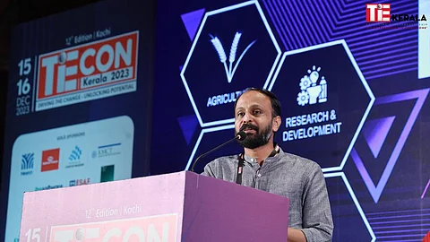 ആര്. റോഷന് 'ടൈ കേരള' പുരസ്കാരം, കേരളത്തില് സംരംഭകത്വം പ്രോത്സാഹിപ്പിക്കുന്നതിന്