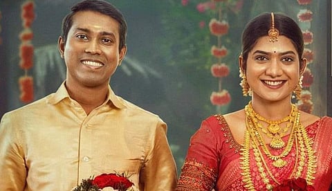 ആരോമലിന്റെയും അമ്പിളിയുടെയും കഥ; അൽത്താഫ് സലിം, അനാർക്കലി മരിക്കാർ ചിത്രം 'മന്ദാകിനി' മെയ് 24 ന് തിയറ്ററുകളിൽ