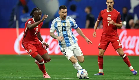 തോറ്റെങ്കിലും അര്ജന്റീനയെ വിറപ്പിച്ച് കാനഡ; കോപ്പയിലെ ആദ്യ മാച്ചില് മെസ്സിക്കും സംഘത്തിനും രണ്ടു ഗോളിന്റെ വിജയം