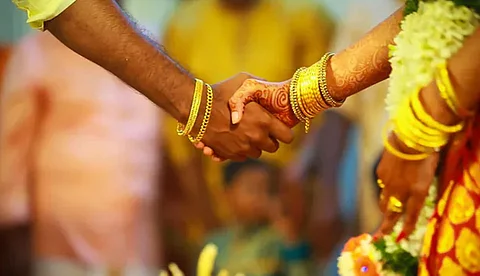 വിവാഹത്തിന് മുടക്കുന്നത് വിദ്യാഭ്യാസത്തിന് ചെലവാക്കുന്നതിന്റെ രണ്ട് ഇരട്ടി; നമ്മള് ഇന്ത്യാക്കാര് ഇങ്ങനെയാണ്