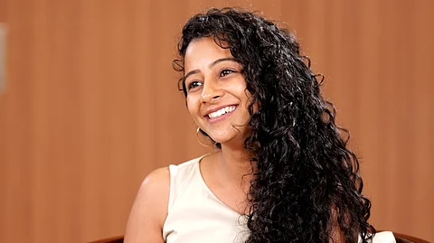 'അമൃത കുറച്ചുമാത്രമാണ് സംസാരിക്കുന്നത്, പക്ഷേ അതെല്ലാം പ്രസക്തമായ കാര്യങ്ങളാണ്'; പാരഡെെസിലെ കഥാപാത്രത്തെക്കുറിച്ച് ദർശന രാജേന്ദ്രൻ