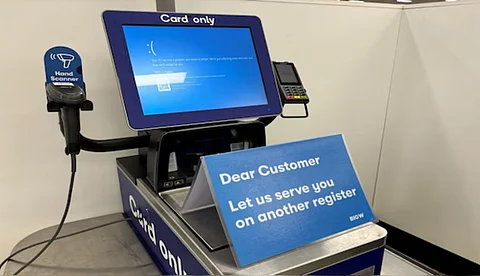 'ബ്ലൂ സ്ക്രീന് ഓഫ് ഡെത്ത്' നിസാരക്കാരനല്ല; വിന്ഡോസ് തകരാറിന്റെ പരിക്കില് നിന്ന് രക്ഷപ്പെടാന് കൂടുതല് സമയമെടുക്കും