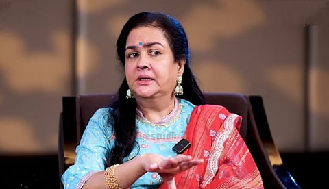 'തനിക്ക് സംഭവിക്കാത്തതുകൊണ്ട് പ്രതികരിക്കില്ലെന്നു പറയരുത്, അമ്മ സംഘടന ശക്തമായ നിലപാടെടുക്കണം': ഉര്വശി