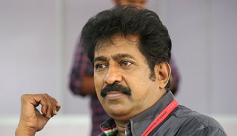 'അമ്മ' നേതൃസ്ഥാനത്തേക്ക് മോഹൻലാൽ തിരികെ വരണം, രഞ്ജിത്ത് നല്ല മനുഷ്യൻ; നിരപരാധിത്വം തെളിയിച്ച് തിരിച്ച് വരും; പ്രേംകുമാർ