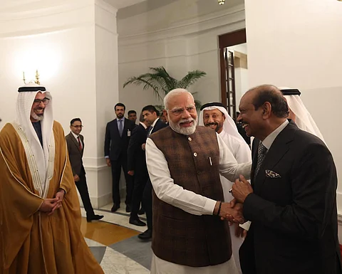 അബുദാബി കിരീടാവകാശിക്ക് ഔദ്യോഗിക സ്വീകരണമൊരുക്കി പ്രധാനമന്ത്രി നരേന്ദ്രമോദി