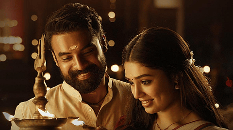 'അജയനെ ഏറ്റെടുത്ത് പ്രേക്ഷകർ'; അജയന്റെ രണ്ടാം മോഷണം ബോക്സ് ഓഫീസിൽ ഇതുവരെ നേടിയത് എത്ര?