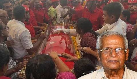 അത്യന്ത്യം നാടകീയമായി അന്ത്യയാത്ര; എംഎം ലോറൻസിന്റെ മൃതദേഹം മോർച്ചറിയിലേക്ക് മാറ്റി, മതാചാരപ്രാകാരം സംസ്കരിക്കണമെന്ന് മകൾ ആശ